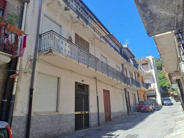 appartamento in vendita a Barcellona Pozzo di Gotto