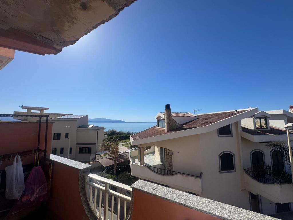 appartamento in vendita a Barcellona Pozzo di Gotto in zona Calderà/Spine Sante