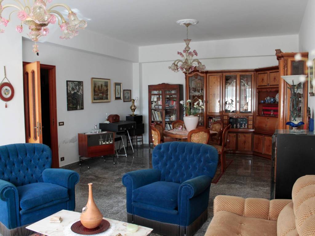 appartamento in vendita a Barcellona Pozzo di Gotto
