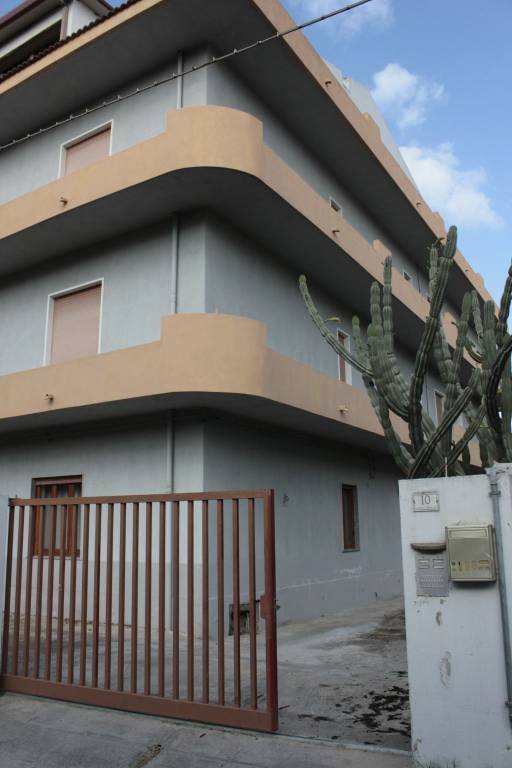 appartamento in vendita a Barcellona Pozzo di Gotto