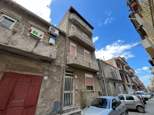 appartamento in vendita a Barcellona Pozzo di Gotto