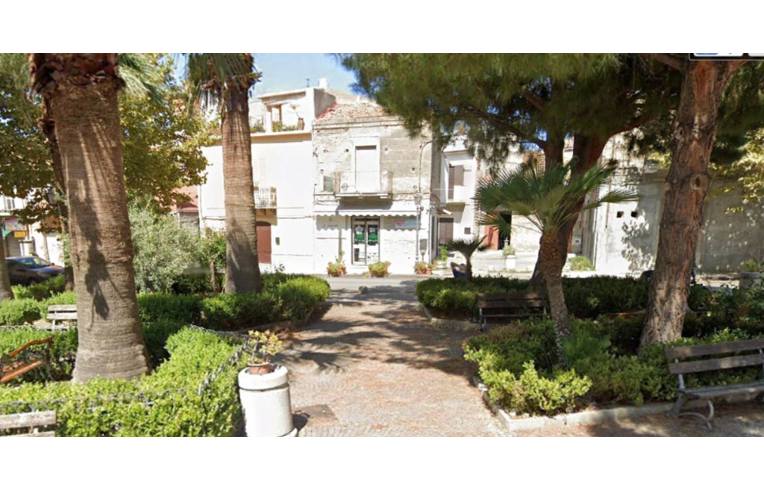 negozio in vendita a Barcellona Pozzo di Gotto in zona Centro Città