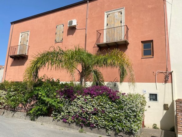 appartamento in vendita a Barcellona Pozzo di Gotto