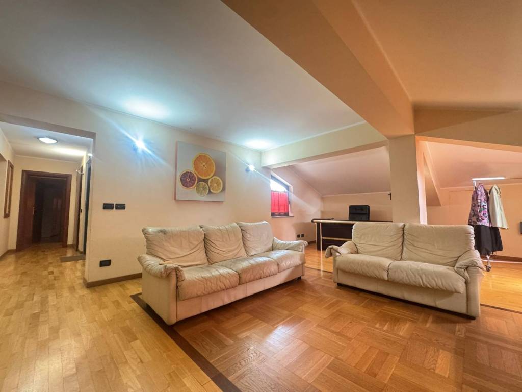 appartamento in vendita a Barcellona Pozzo di Gotto