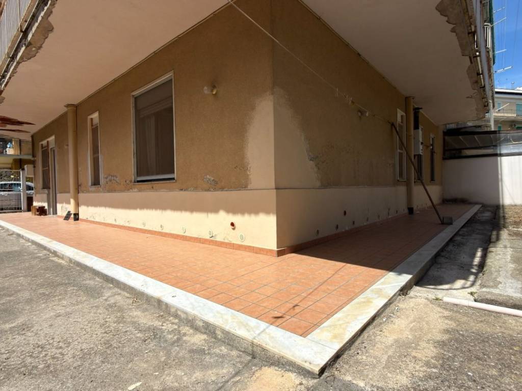 appartamento in vendita a Barcellona Pozzo di Gotto in zona Sant'Antonio