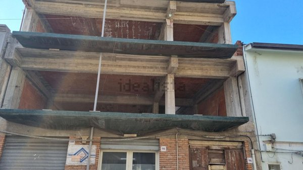 appartamento in vendita a Barcellona Pozzo di Gotto in zona Sant'Antonio