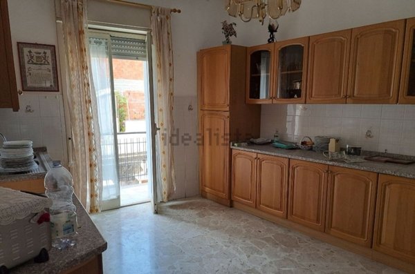 casa indipendente in vendita a Barcellona Pozzo di Gotto in zona Centro Città