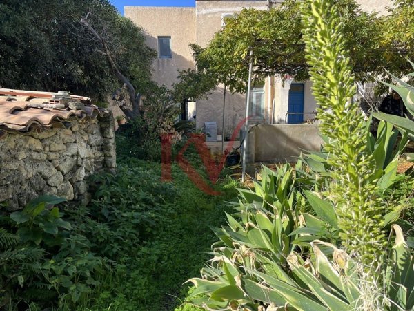 casa indipendente in vendita a Barcellona Pozzo di Gotto