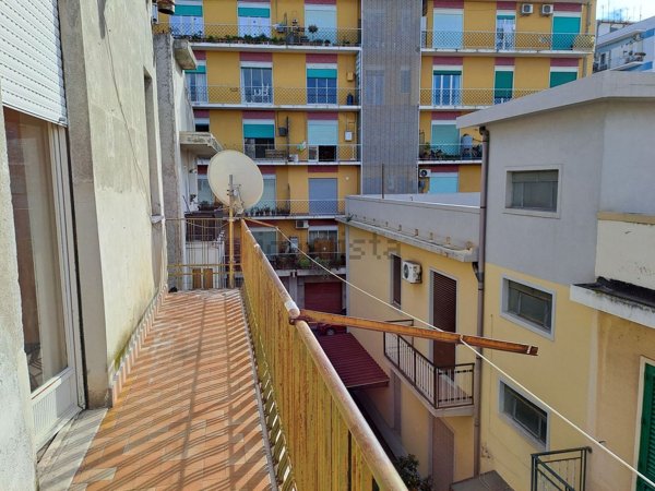 appartamento in vendita a Barcellona Pozzo di Gotto in zona Centro Città