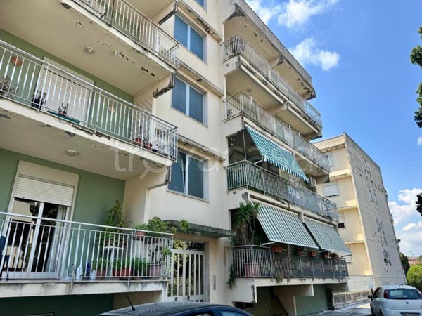appartamento in vendita a Barcellona Pozzo di Gotto in zona Oreto