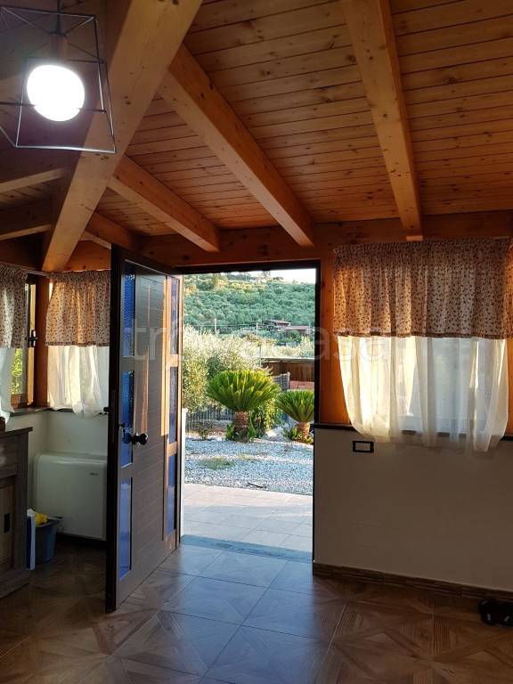 casa indipendente in vendita a Barcellona Pozzo di Gotto in zona Femminamorta
