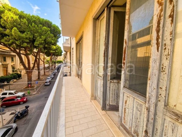 appartamento in vendita a Barcellona Pozzo di Gotto in zona Centro Città