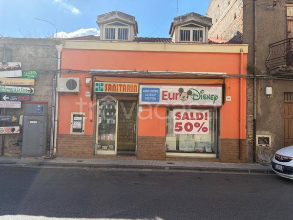 casa indipendente in vendita a Barcellona Pozzo di Gotto in zona Sant'Antonio