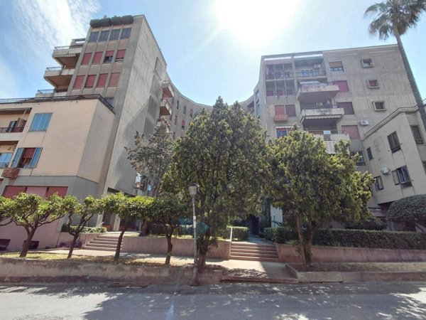 appartamento in vendita a Barcellona Pozzo di Gotto in zona Centro Città