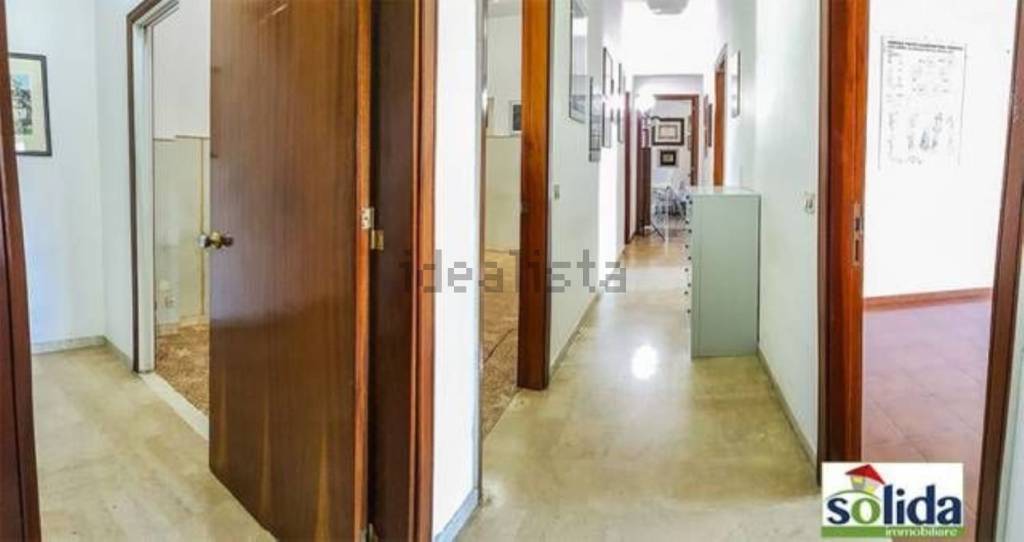 appartamento in vendita a Barcellona Pozzo di Gotto in zona Centro Città