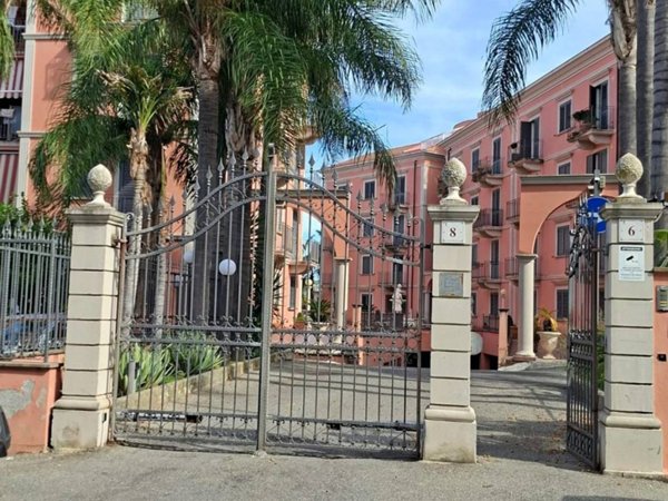 appartamento in vendita a Barcellona Pozzo di Gotto in zona Centro Città
