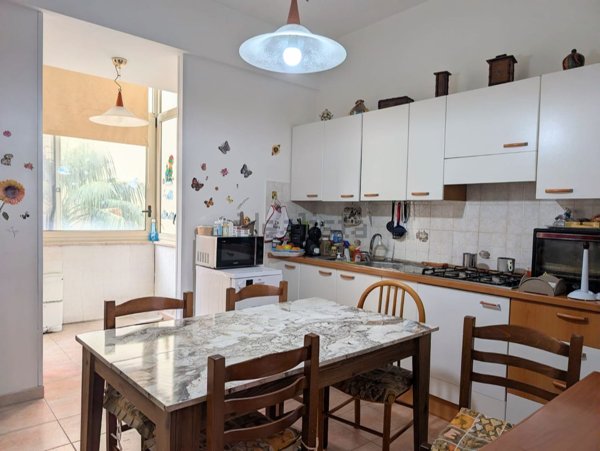 appartamento in vendita a Barcellona Pozzo di Gotto in zona Centro Città