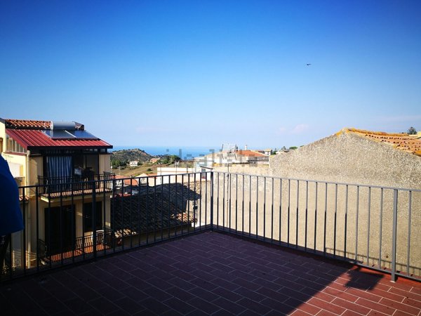 casa semindipendente in vendita a Basicò