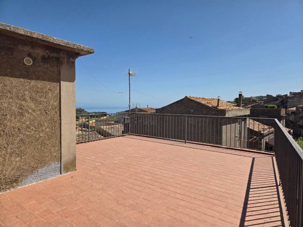 casa indipendente in vendita a Basicò