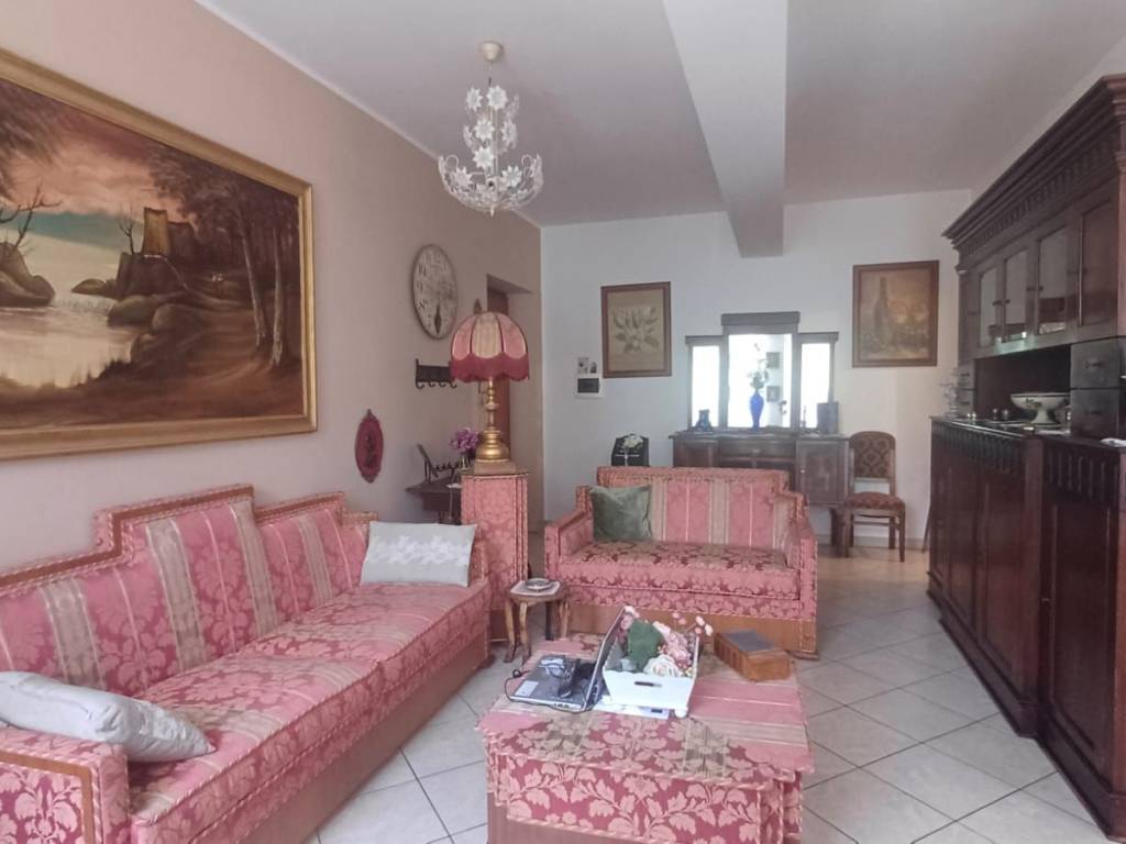 appartamento in vendita a Brolo