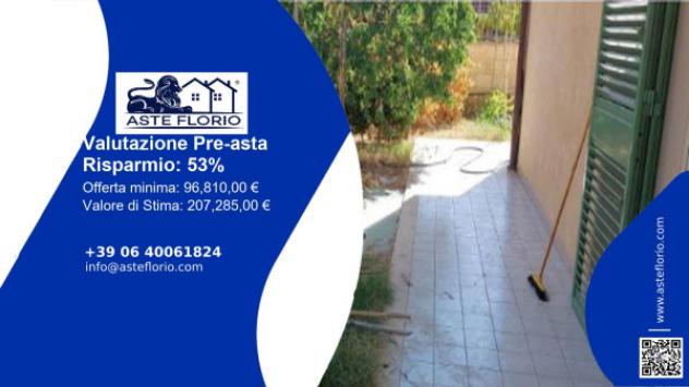 locale di sgombero in vendita a Brolo