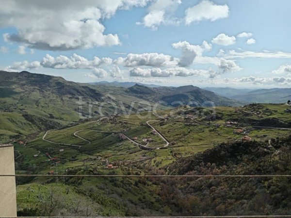 casa semindipendente in vendita a Capizzi