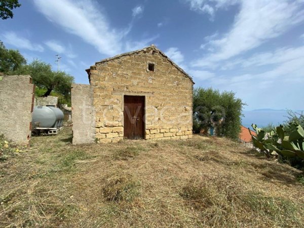 casa indipendente in vendita a Capo d'Orlando