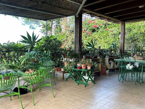 casa indipendente in vendita a Capo d'Orlando