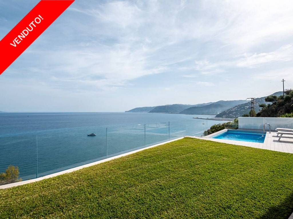 casa indipendente in vendita a Capo d'Orlando