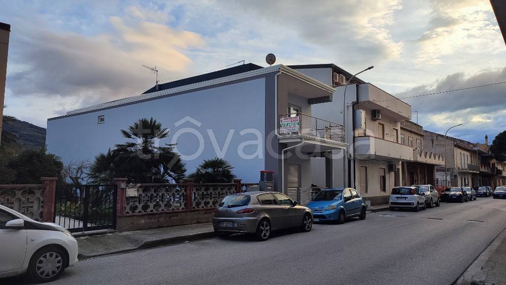 appartamento in vendita a Capo d'Orlando