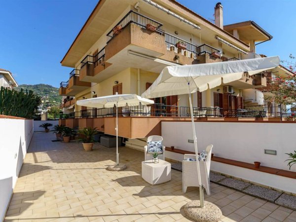 appartamento in vendita a Capo d'Orlando