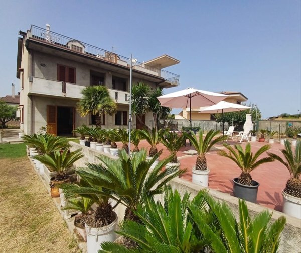 casa indipendente in vendita a Capo d'Orlando