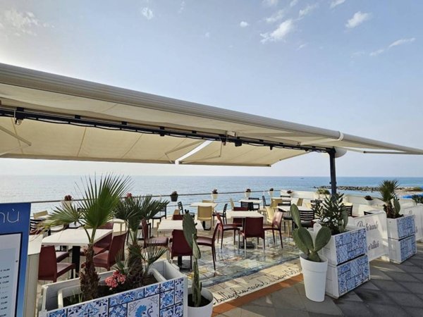 negozio in vendita a Capo d'Orlando