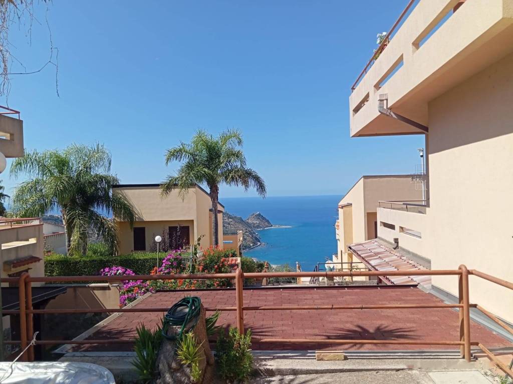 appartamento in vendita a Capo d'Orlando