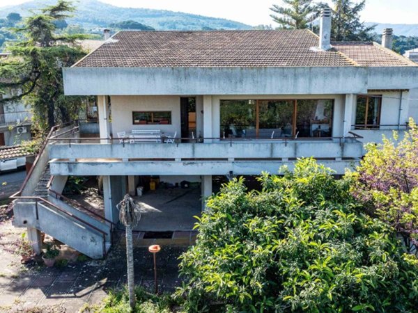 casa indipendente in vendita a Capo d'Orlando