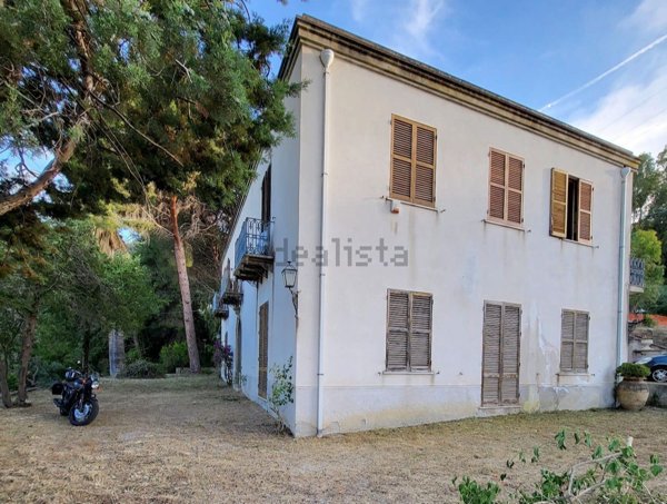 casa indipendente in vendita a Capo d'Orlando