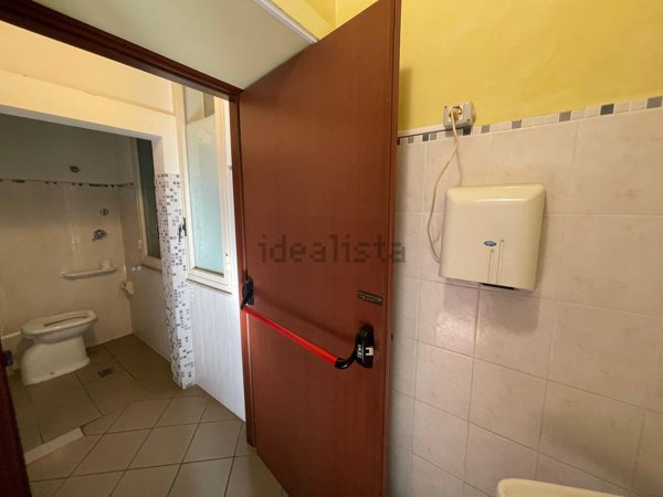 locale commerciale in vendita a Capo d'Orlando