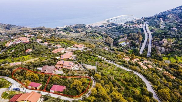terreno edificabile in vendita a Capo d'Orlando