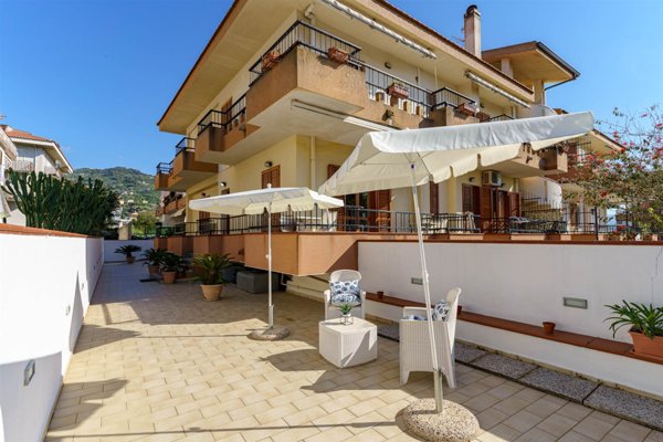 appartamento in vendita a Capo d'Orlando