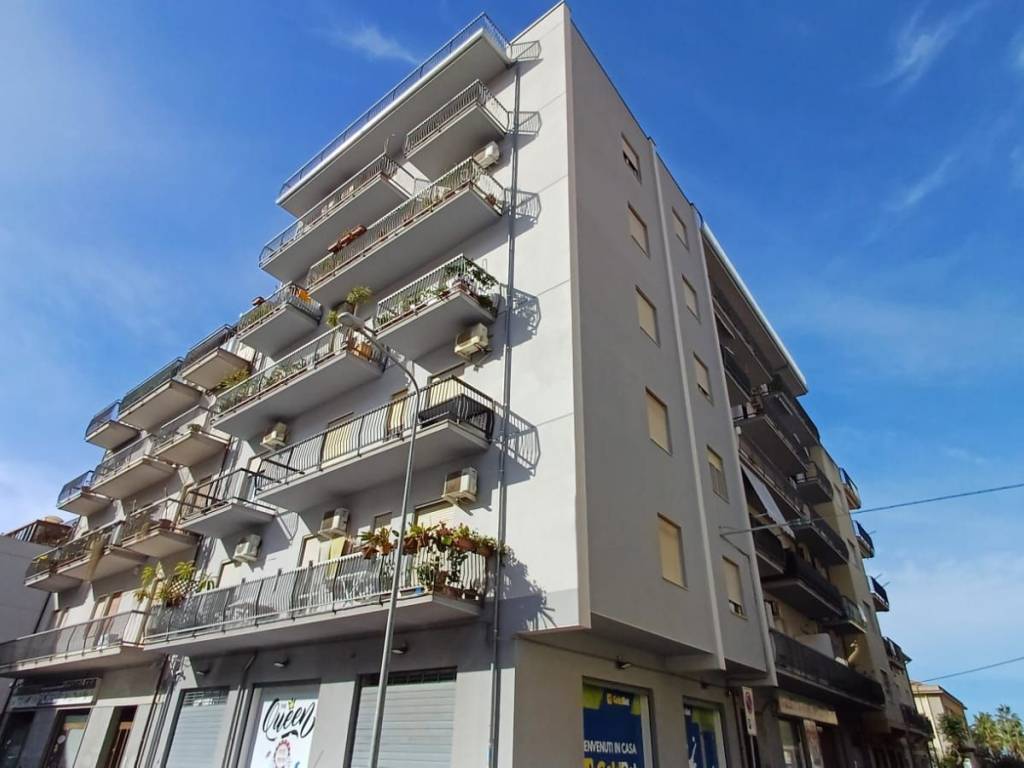 appartamento in vendita a Capo d'Orlando