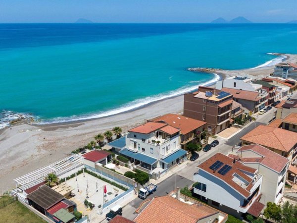 appartamento in vendita a Capo d'Orlando