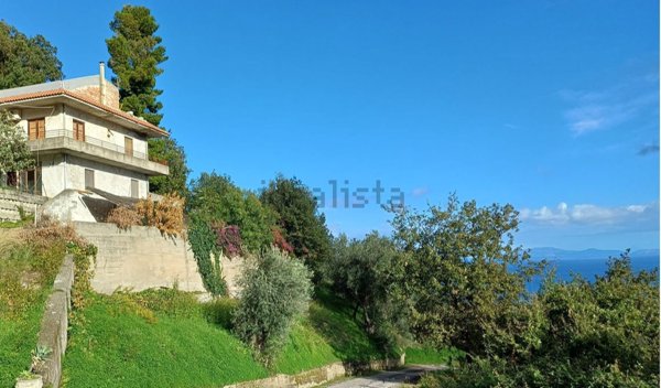 casa indipendente in vendita a Capo d'Orlando