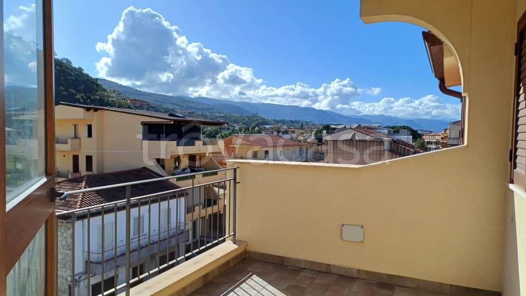 appartamento in vendita a Capo d'Orlando