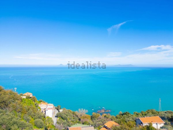 casa indipendente in vendita a Capo d'Orlando