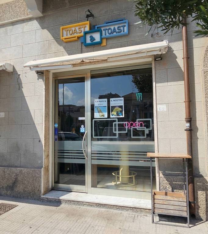 negozio in vendita a Capo d'Orlando