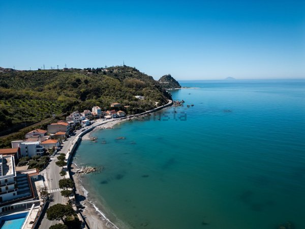 appartamento in vendita a Capo d'Orlando