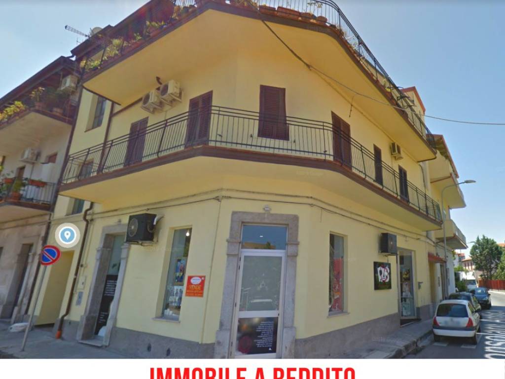 negozio in vendita a Capo d'Orlando
