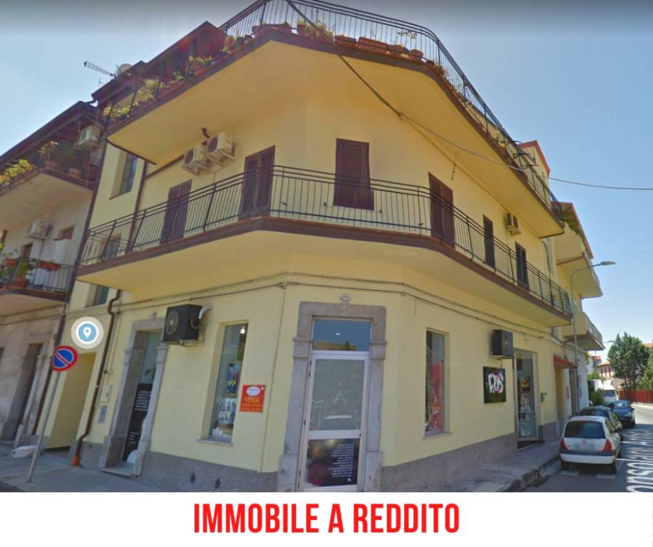 negozio in vendita a Capo d'Orlando