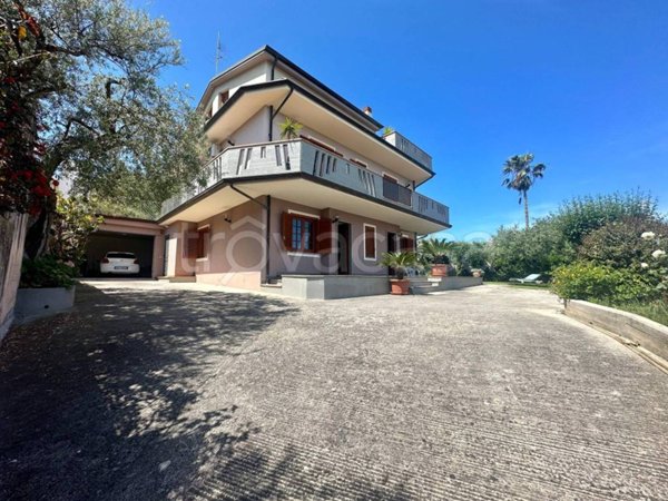 casa indipendente in vendita a Capo d'Orlando