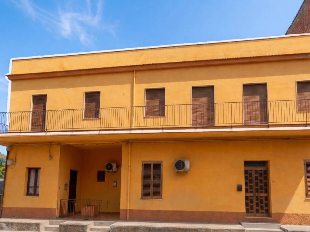 appartamento in vendita a Capo d'Orlando